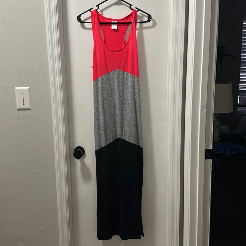 Xhilaration Maxi dress, size medium